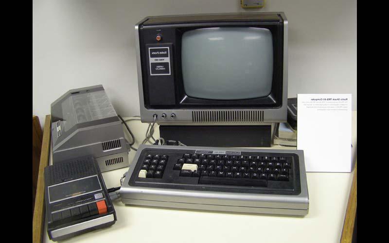 TRS-80 (1978) | TRS-80被用于西北的农业部门, 主要用于创建农场管理电子表格. (由Jean Jennings Bartik计算机博物馆提供)